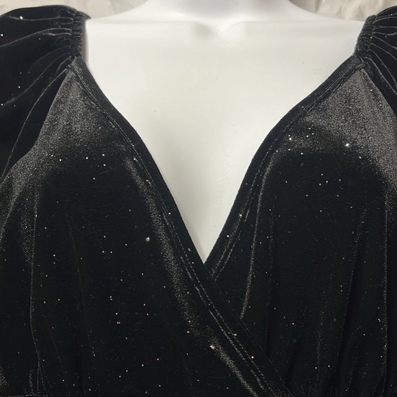 Shein black long sleeve dress with silver glitter. Women’s size large - Picture 12 of 14